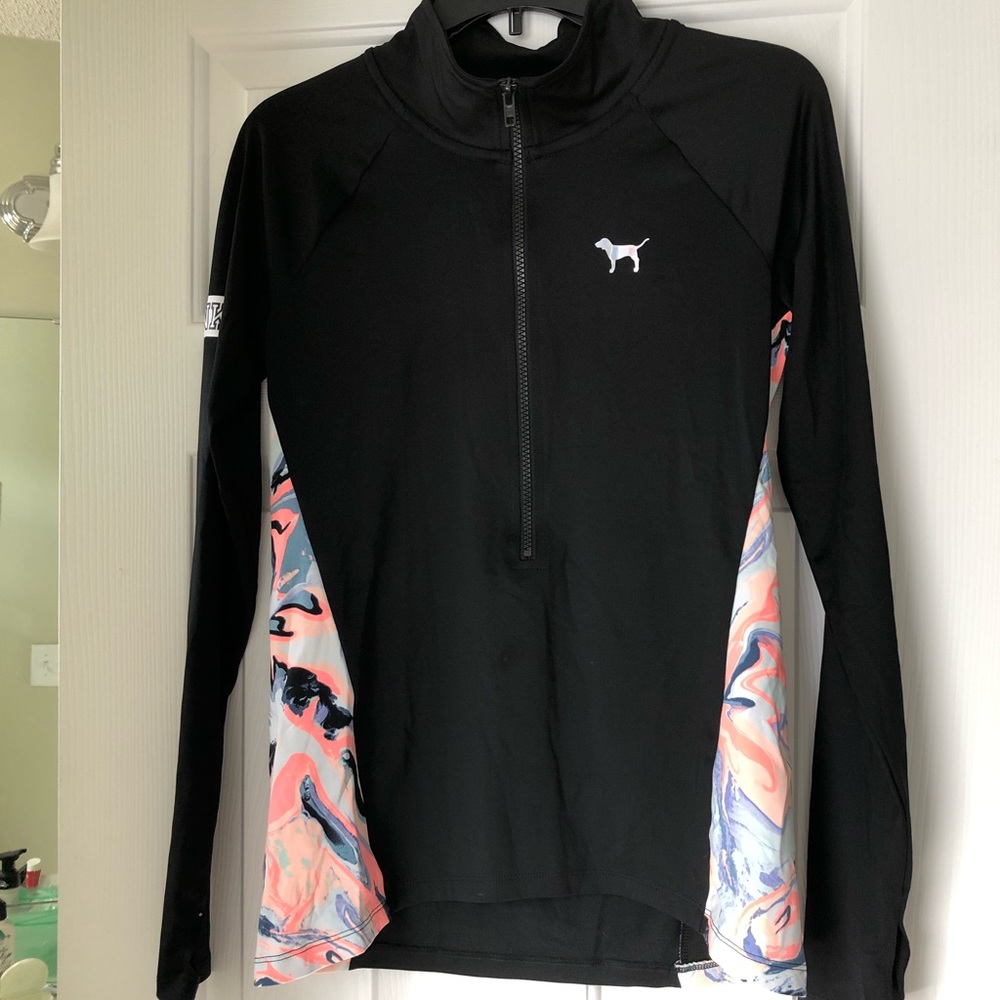 🚨SALE- send an offer!!PINK Victoria Secret Active
